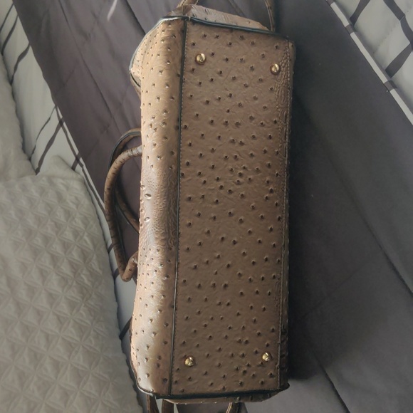 Ostrich Croc Padlock SatchelVegan LeatherFaux Ostrich Leather Zip top - Picture 5 of 8